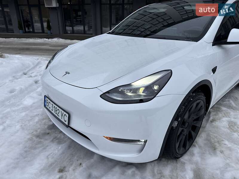Внедорожник / Кроссовер Tesla Model Y 2020 в Львове