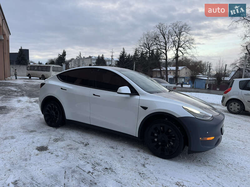 Позашляховик / Кросовер Tesla Model Y 2020 в Луцьку фото 8 Позашляховик / Кросовер Tesla Model Y 2020 в Луцьку