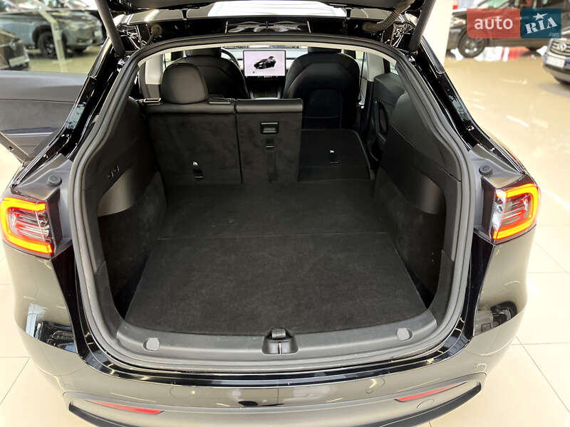 Позашляховик / Кросовер Tesla Model Y 2022 в Хмельницькому