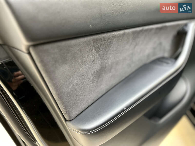 Позашляховик / Кросовер Tesla Model Y 2022 в Хмельницькому