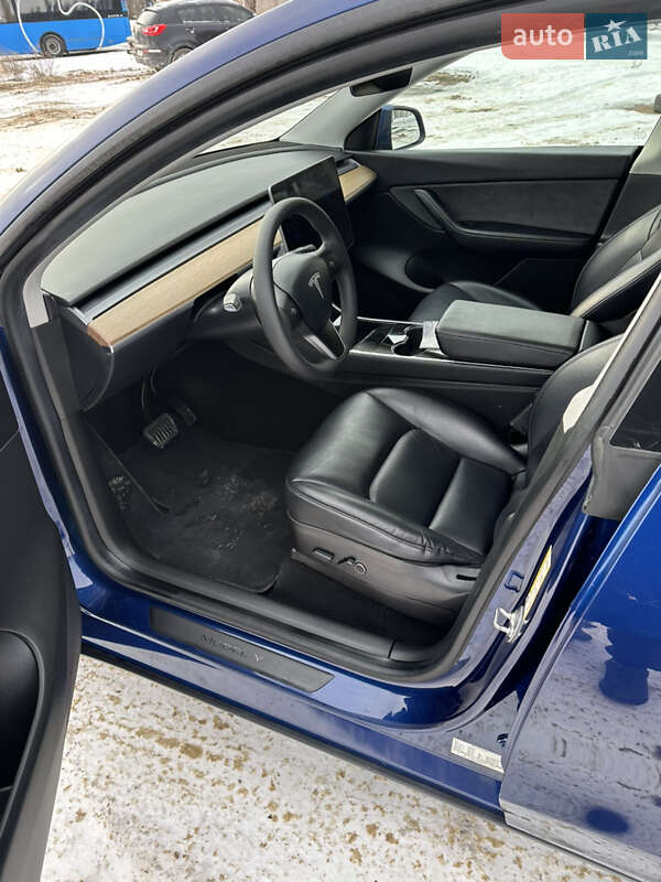 Позашляховик / Кросовер Tesla Model Y 2020 в Харкові