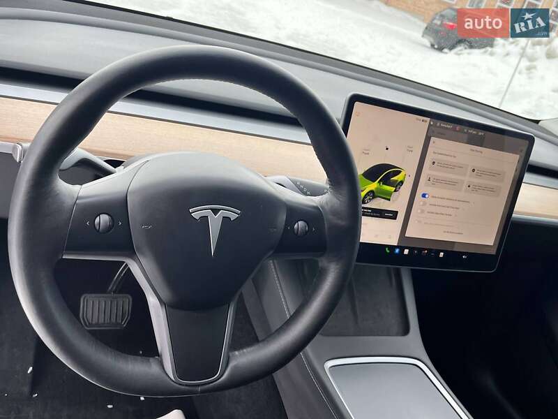 Позашляховик / Кросовер Tesla Model Y 2023 в Луцьку