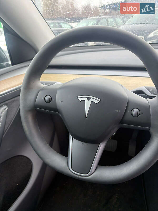 Позашляховик / Кросовер Tesla Model Y 2022 в Рівному фото 22 Позашляховик / Кросовер Tesla Model Y 2022 в Рівному