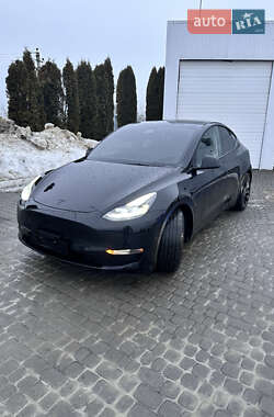 Позашляховик / Кросовер Tesla Model Y 2022 в Львові