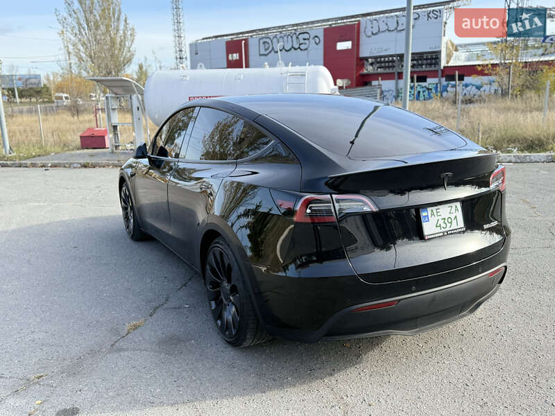 Позашляховик / Кросовер Tesla Model Y 2022 в Дніпрі