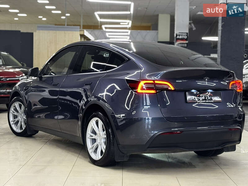 Внедорожник / Кроссовер Tesla Model Y 2023 в Николаеве