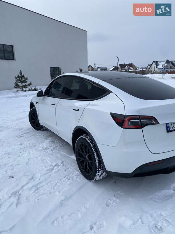Позашляховик / Кросовер Tesla Model Y 2020 в Луцьку