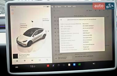 Внедорожник / Кроссовер Tesla Model Y 2022 в Ровно
