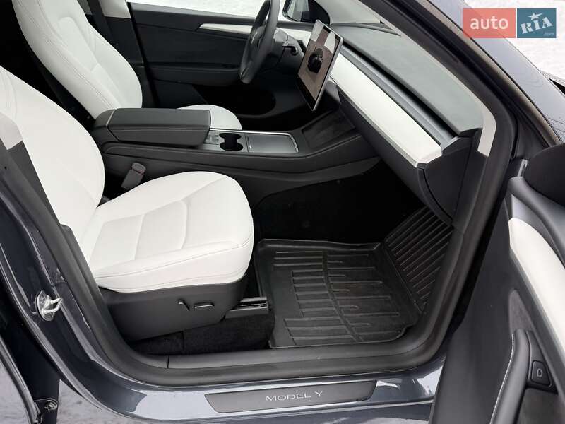 Внедорожник / Кроссовер Tesla Model Y 2023 в Белой Церкви
