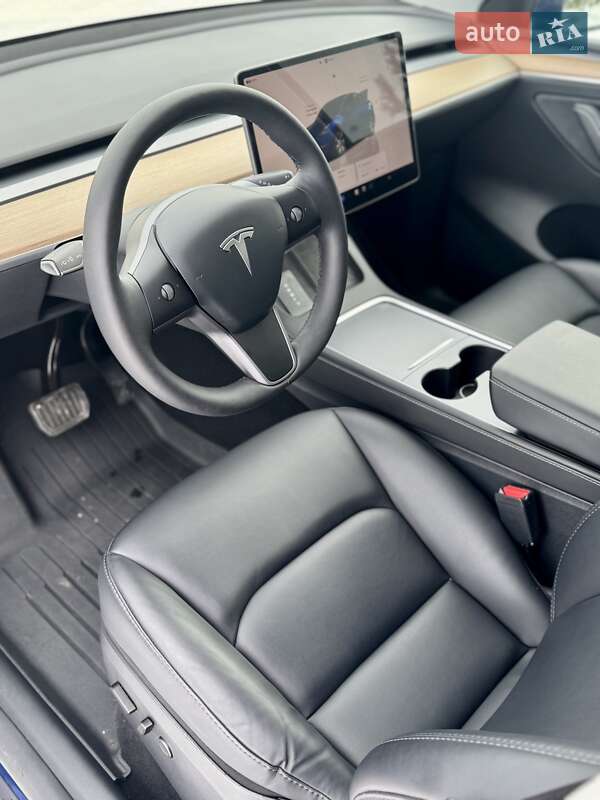 Позашляховик / Кросовер Tesla Model Y 2024 в Луцьку