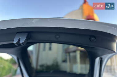 Внедорожник / Кроссовер Tesla Model Y 2023 в Тернополе