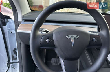 Внедорожник / Кроссовер Tesla Model Y 2023 в Тернополе