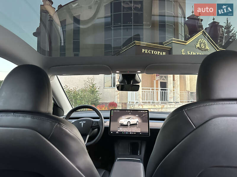 Позашляховик / Кросовер Tesla Model Y 2023 в Тернополі
