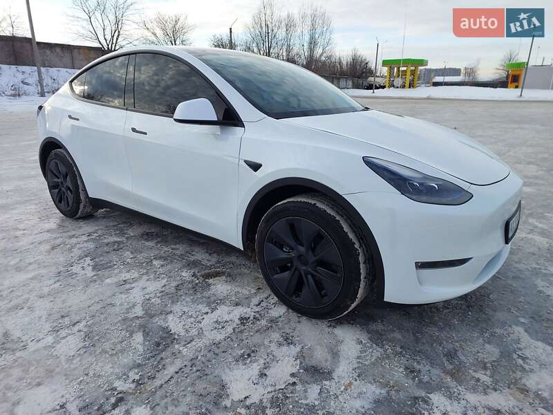 Позашляховик / Кросовер Tesla Model Y 2025 в Харкові