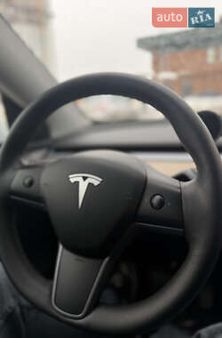 Внедорожник / Кроссовер Tesla Model Y 2023 в Львове