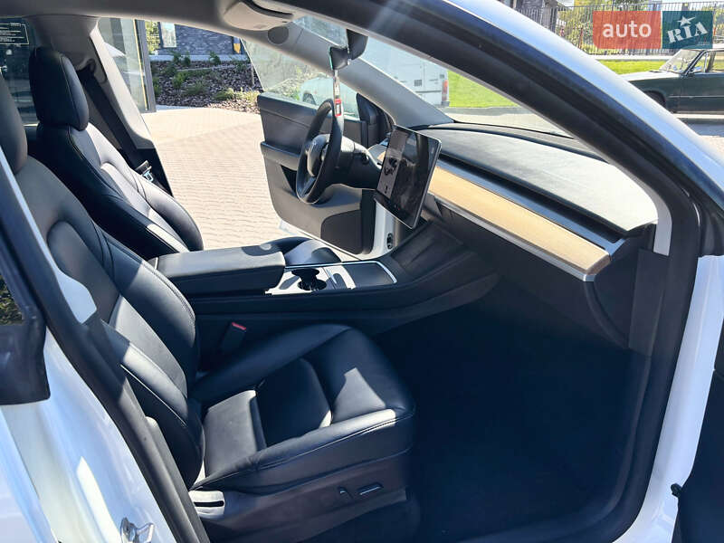 Внедорожник / Кроссовер Tesla Model Y 2021 в Кропивницком фото 8 Внедорожник / Кроссовер Tesla Model Y 2021 в Кропивницком
