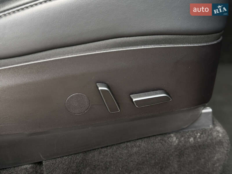 Внедорожник / Кроссовер Tesla Model Y 2021 в Дрогобыче