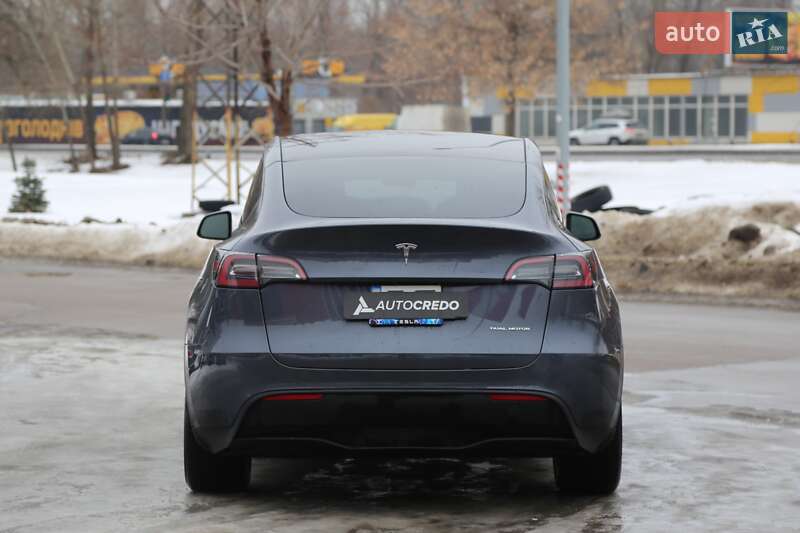Внедорожник / Кроссовер Tesla Model Y 2023 в Киеве