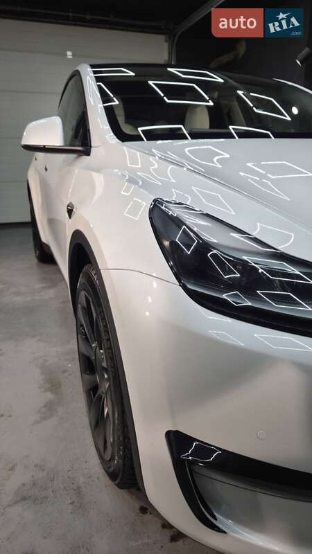 Внедорожник / Кроссовер Tesla Model Y 2022 в Киеве фото 5 Внедорожник / Кроссовер Tesla Model Y 2022 в Киеве