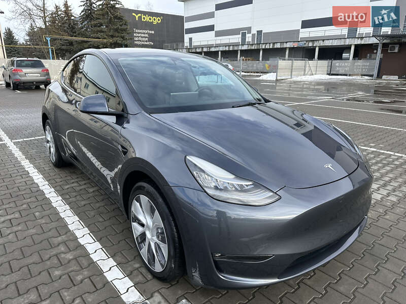 Позашляховик / Кросовер Tesla Model Y 2023 в Івано-Франківську фото 9 Позашляховик / Кросовер Tesla Model Y 2023 в Івано-Франківську
