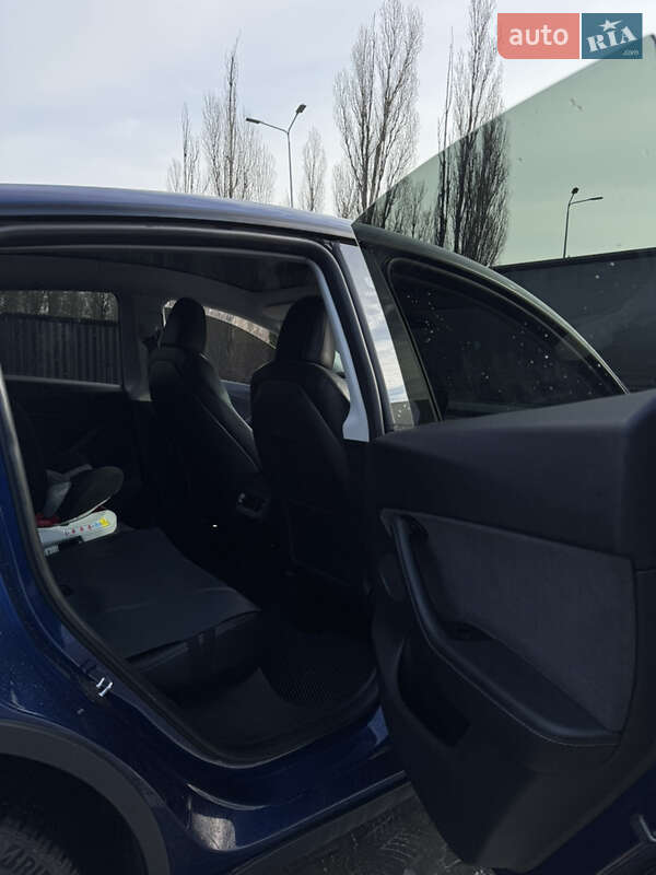 Позашляховик / Кросовер Tesla Model Y 2020 в Кременчуці фото 20 Позашляховик / Кросовер Tesla Model Y 2020 в Кременчуці