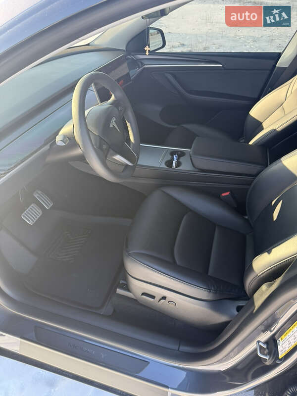 Позашляховик / Кросовер Tesla Model Y 2023 в Харкові фото 9 Позашляховик / Кросовер Tesla Model Y 2023 в Харкові