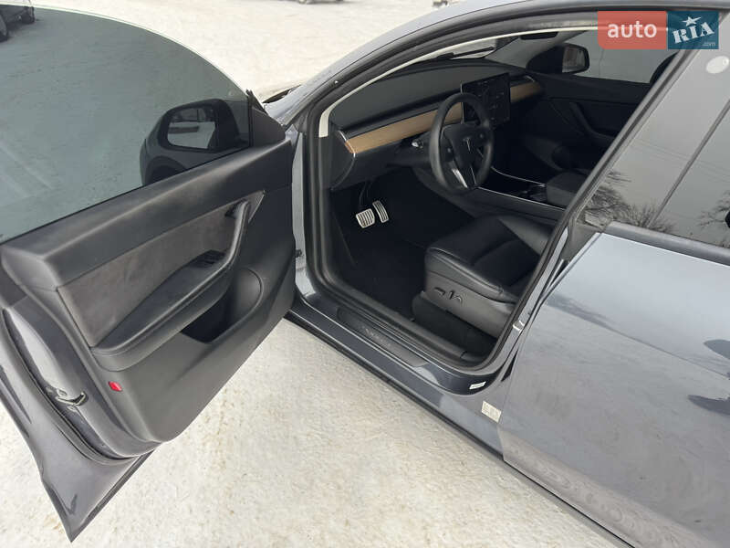 Позашляховик / Кросовер Tesla Model Y 2020 в Луцьку фото 19 Позашляховик / Кросовер Tesla Model Y 2020 в Луцьку