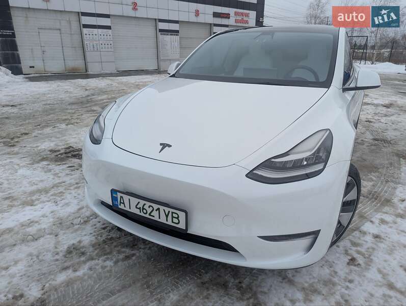 Позашляховик / Кросовер Tesla Model Y 2022 в Києві фото 15 Позашляховик / Кросовер Tesla Model Y 2022 в Києві
