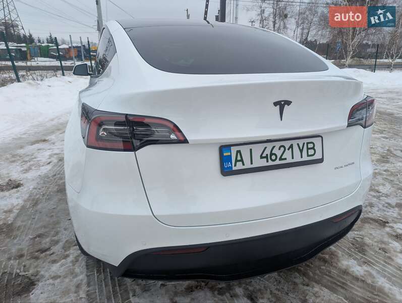 Позашляховик / Кросовер Tesla Model Y 2022 в Києві фото 26 Позашляховик / Кросовер Tesla Model Y 2022 в Києві