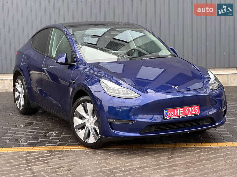 Позашляховик / Кросовер Tesla Model Y 2023 в Києві фото 6 Позашляховик / Кросовер Tesla Model Y 2023 в Києві