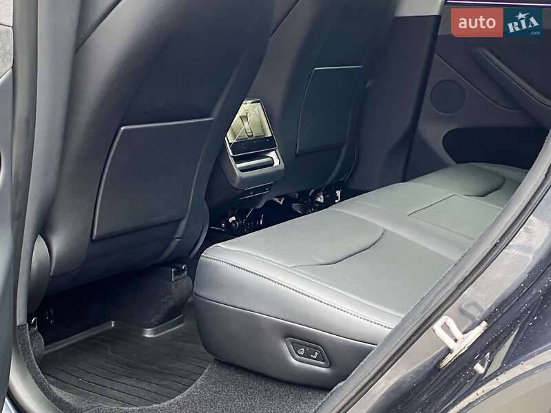 Внедорожник / Кроссовер Tesla Model Y 2025 в Киеве фото 15 Внедорожник / Кроссовер Tesla Model Y 2025 в Киеве