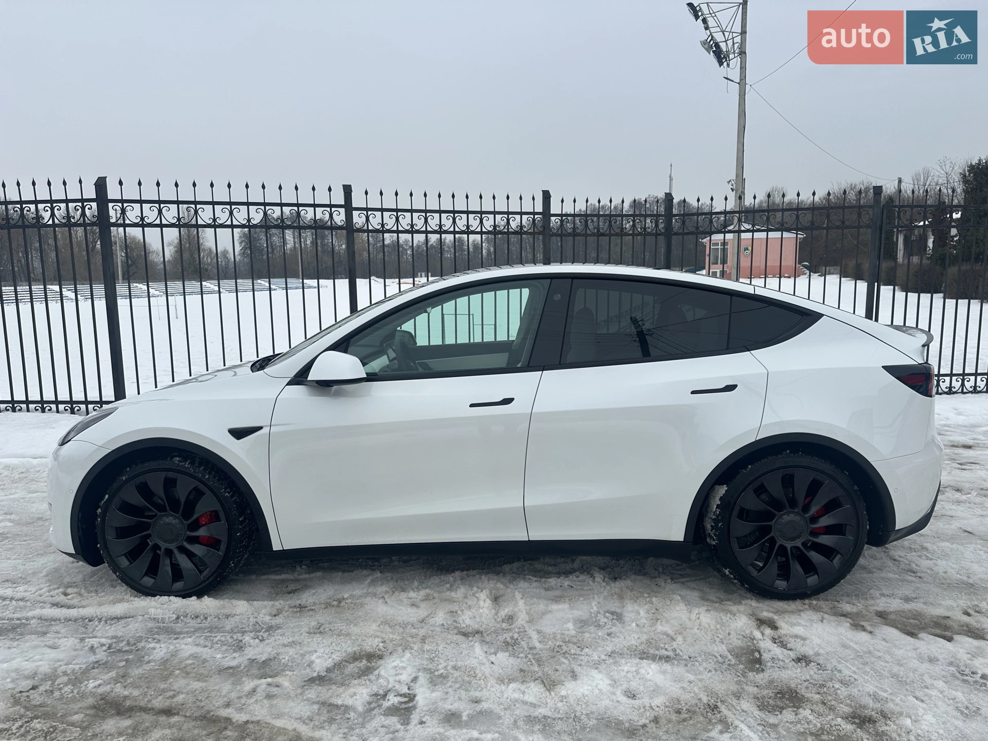 2021 Tesla Model Y - мініатюра 3