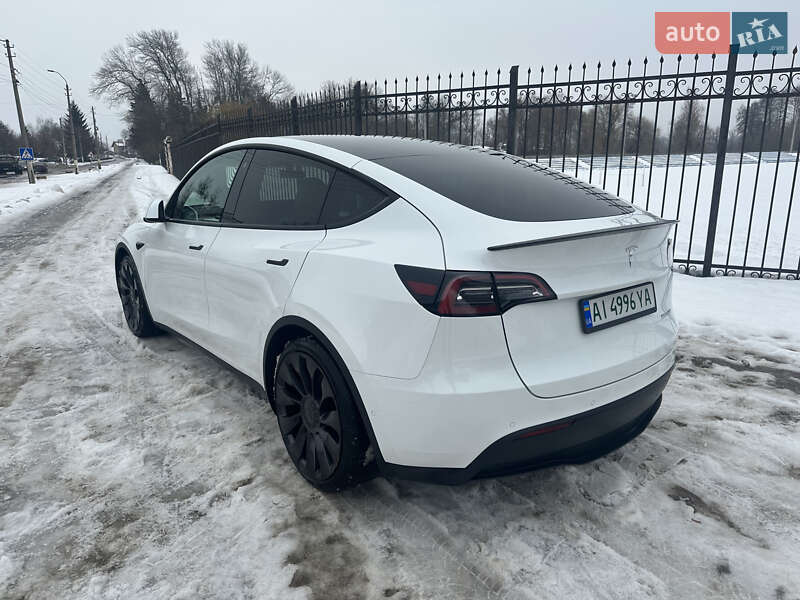 Внедорожник / Кроссовер Tesla Model Y 2021 в Ирпене