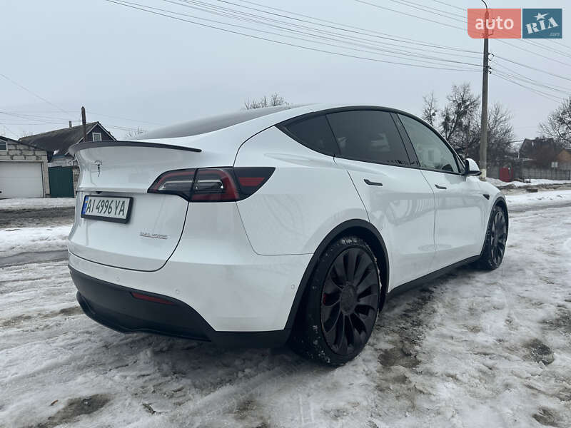Внедорожник / Кроссовер Tesla Model Y 2021 в Ирпене