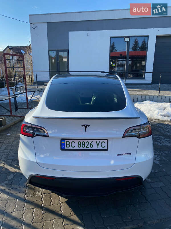 Внедорожник / Кроссовер Tesla Model Y 2021 в Львове