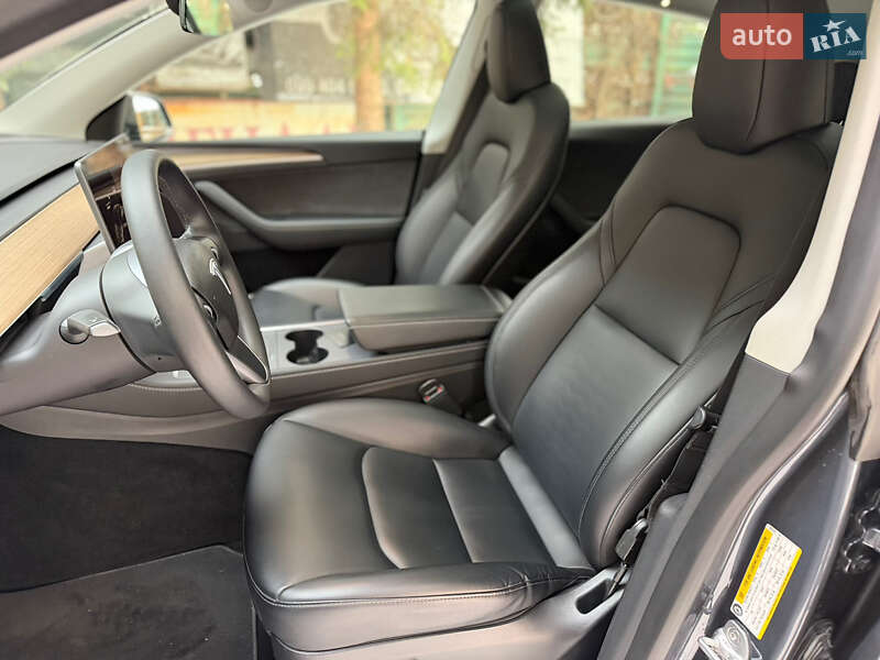 Внедорожник / Кроссовер Tesla Model Y 2023 в Виннице