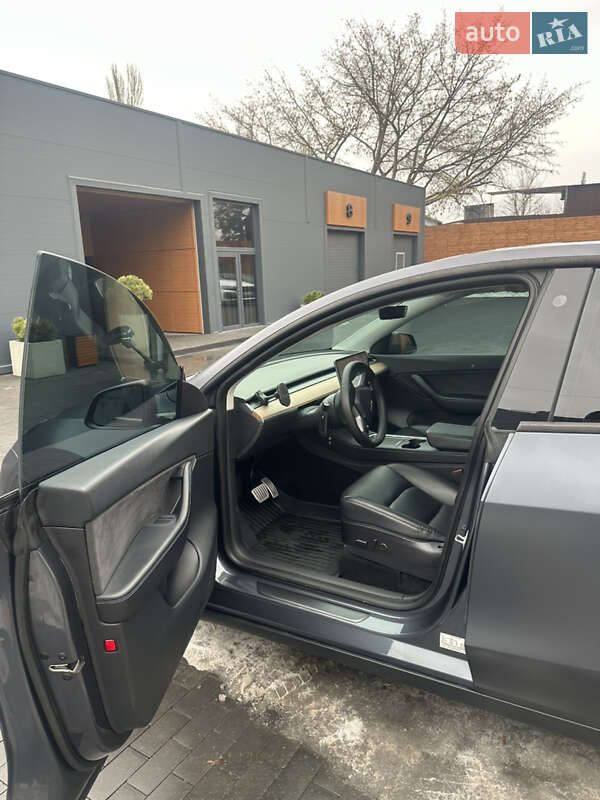 Внедорожник / Кроссовер Tesla Model Y 2022 в Киеве фото 16 Внедорожник / Кроссовер Tesla Model Y 2022 в Киеве