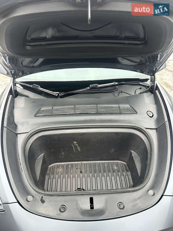 Внедорожник / Кроссовер Tesla Model Y 2022 в Киеве фото 24 Внедорожник / Кроссовер Tesla Model Y 2022 в Киеве