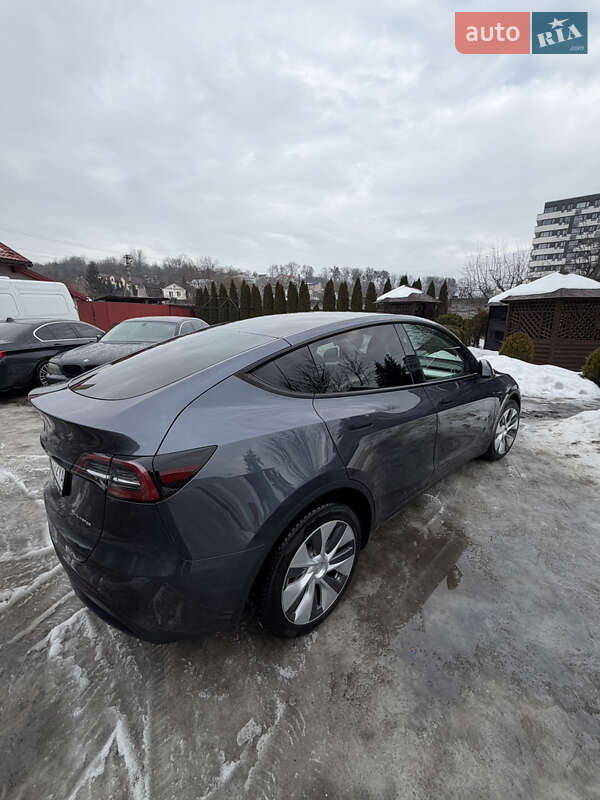 Позашляховик / Кросовер Tesla Model Y 2023 в Львові