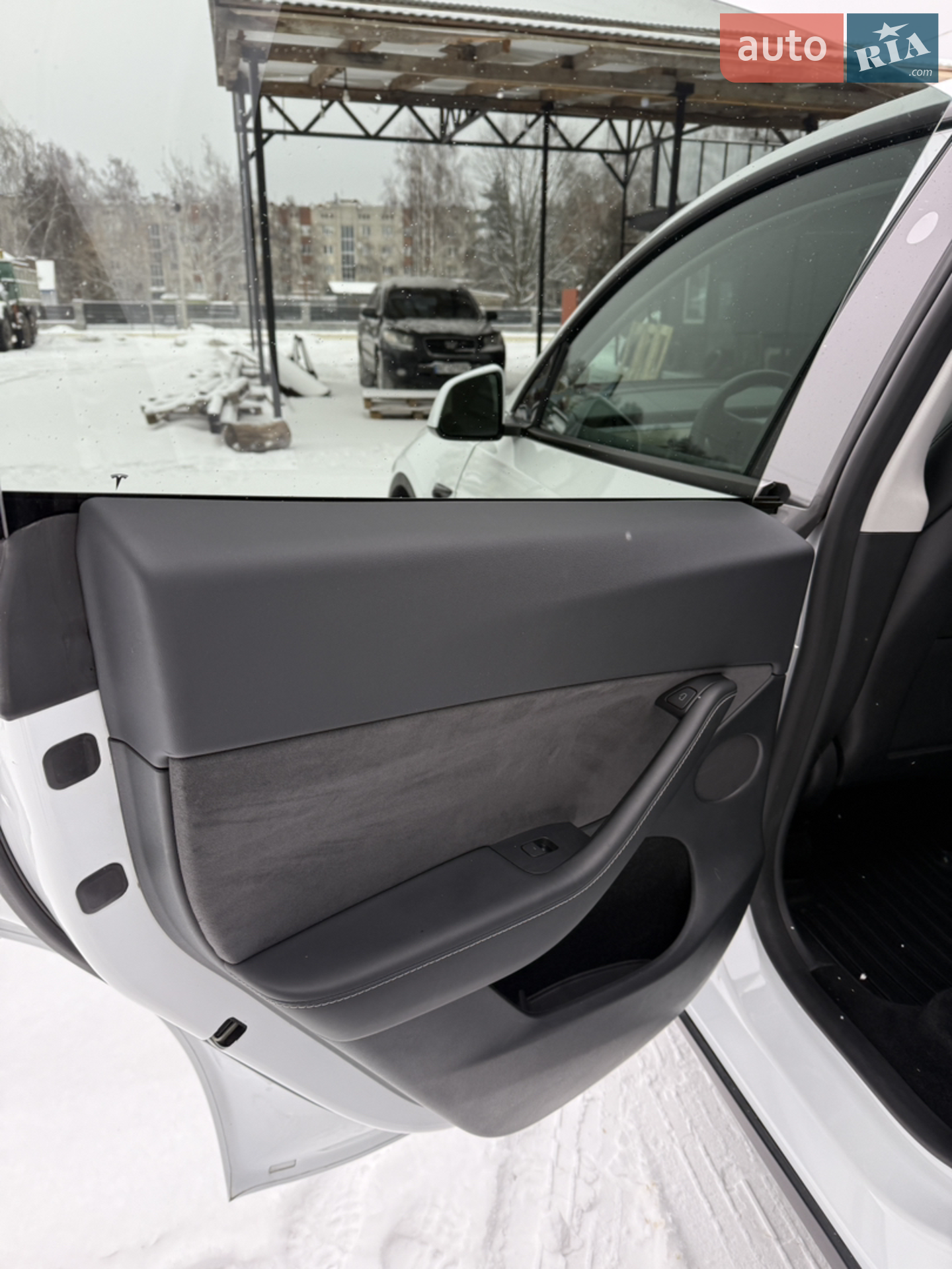 2023 Tesla Model Y - мініатюра 22