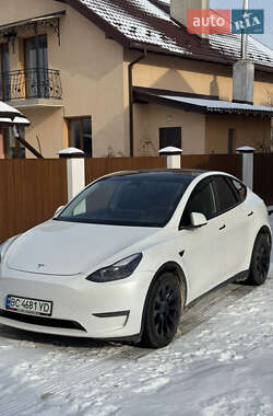 Позашляховик / Кросовер Tesla Model Y 2024 в Львові