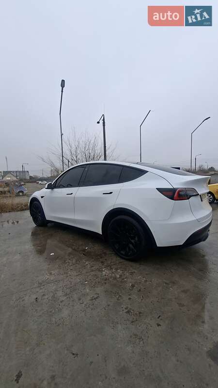 Внедорожник / Кроссовер Tesla Model Y 2021 в Запорожье фото 5 Внедорожник / Кроссовер Tesla Model Y 2021 в Запорожье