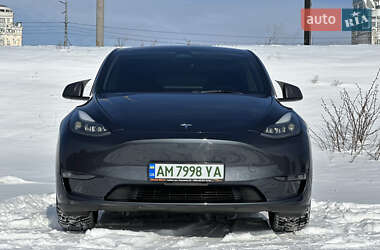 Позашляховик / Кросовер Tesla Model Y 2024 в Києві