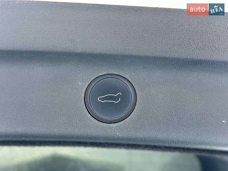 Внедорожник / Кроссовер Tesla Model Y 2022 в Луцке фото 19 Внедорожник / Кроссовер Tesla Model Y 2022 в Луцке