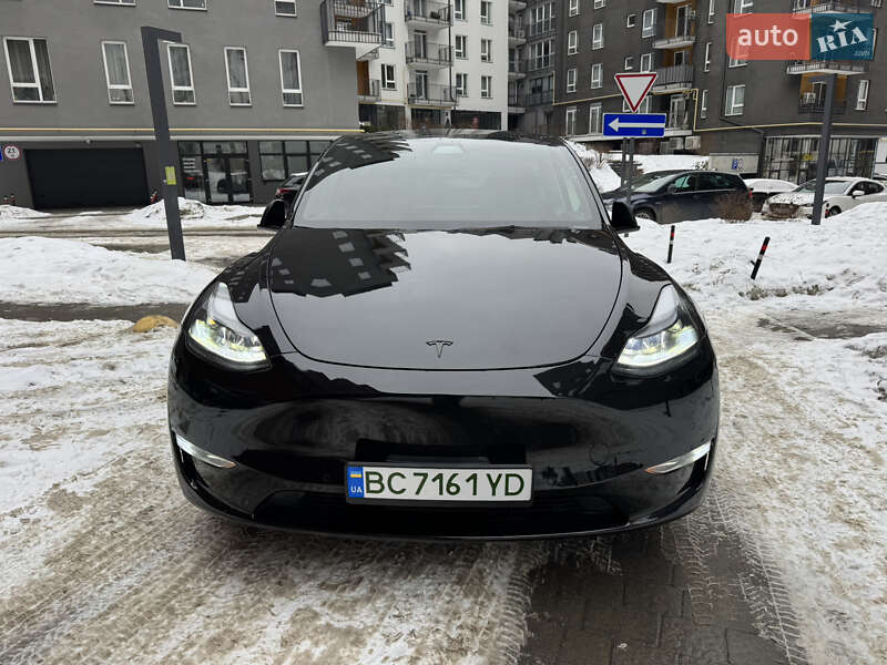 Позашляховик / Кросовер Tesla Model Y 2022 в Львові