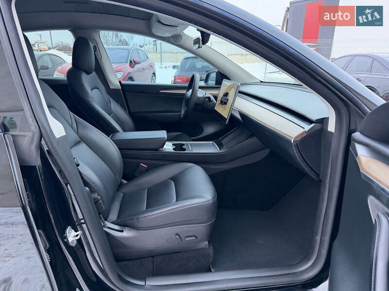 Внедорожник / Кроссовер Tesla Model Y 2022 в Луцке