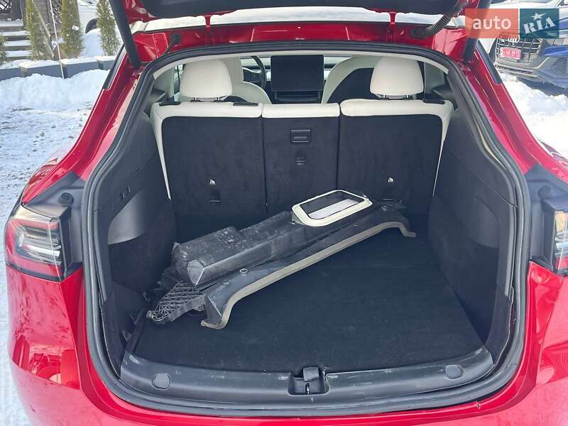 Позашляховик / Кросовер Tesla Model Y 2022 в Луцьку фото 16 Позашляховик / Кросовер Tesla Model Y 2022 в Луцьку