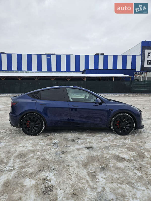 Внедорожник / Кроссовер Tesla Model Y 2023 в Одессе