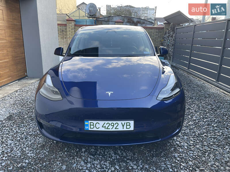 Позашляховик / Кросовер Tesla Model Y 2023 в Львові фото 2 Позашляховик / Кросовер Tesla Model Y 2023 в Львові