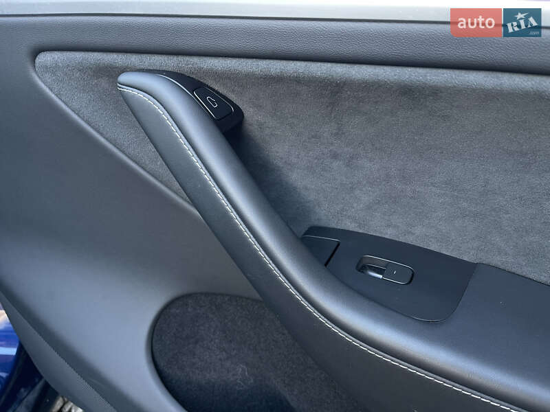 Позашляховик / Кросовер Tesla Model Y 2023 в Львові фото 24 Позашляховик / Кросовер Tesla Model Y 2023 в Львові